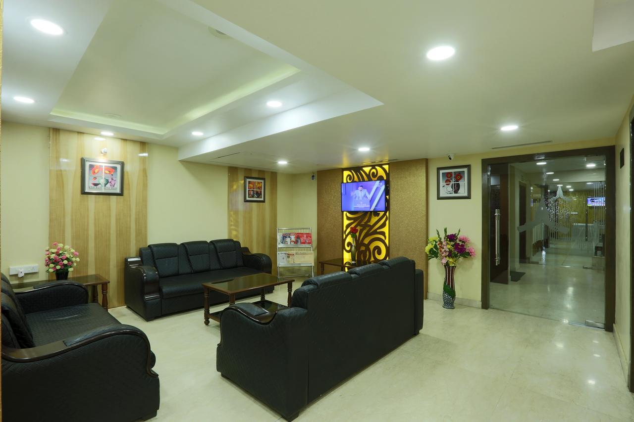 Hotel Sj International Гувахати Экстерьер фото